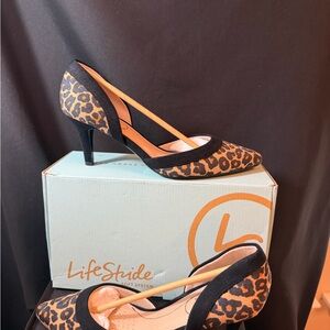 Life Stride Leopard Print Heels